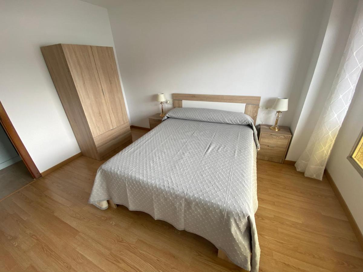 Apartamento Centrico Con Vistas Y Cerca De Playa Puentedeume Exterior foto